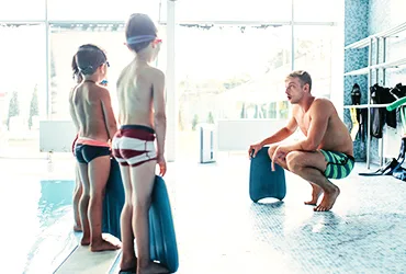 Dedicated Swimming Services with 25 Years Experience in this - 咪咕体育直播